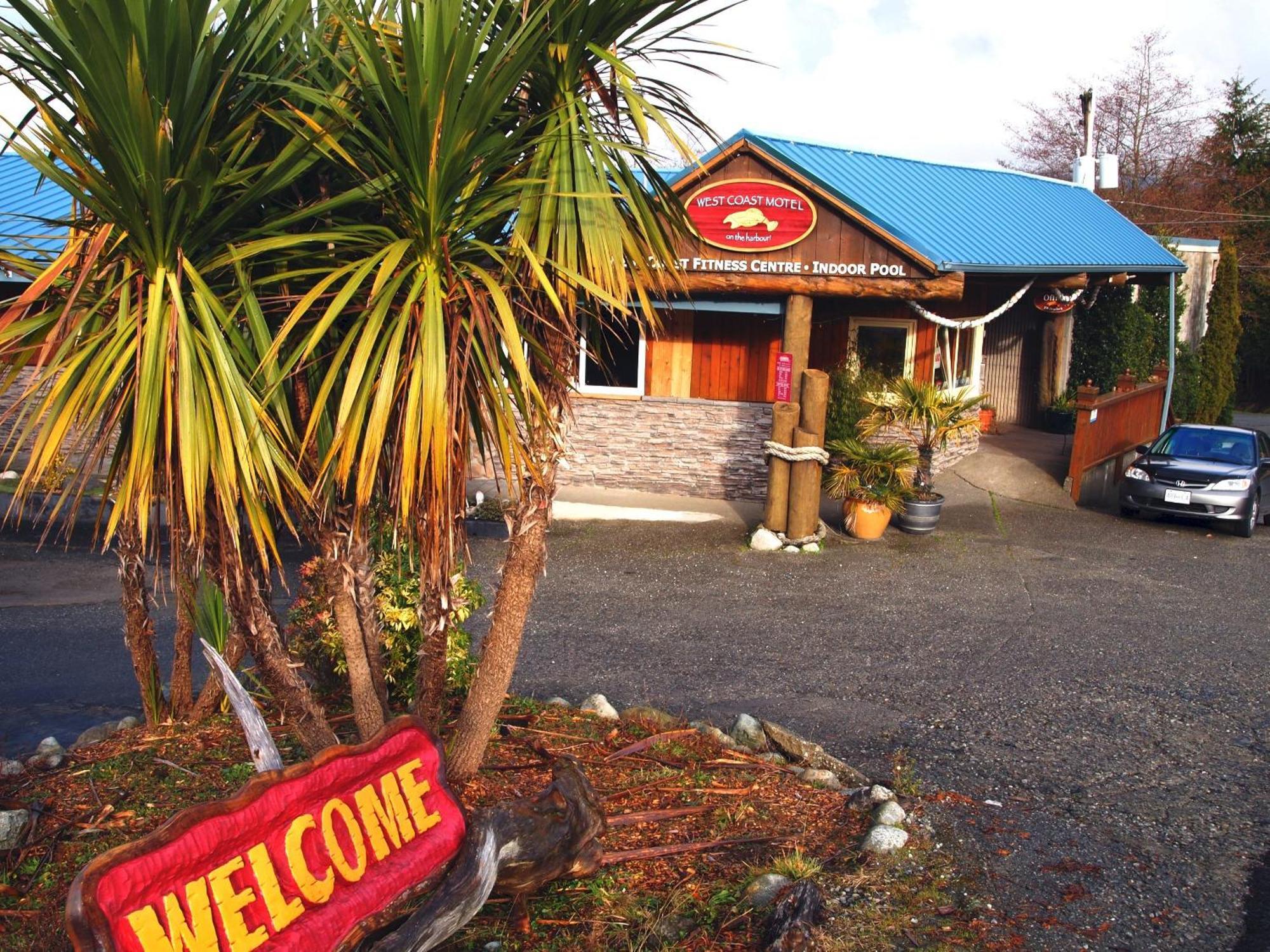 West Coast Motel On The Harbour Ucluelet Exteriér fotografie