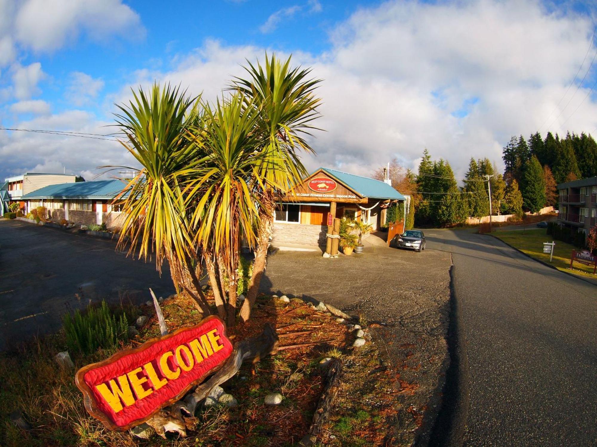 West Coast Motel On The Harbour Ucluelet Exteriér fotografie